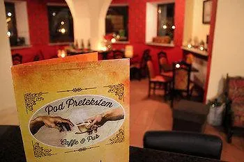 Excelsior Couette-café